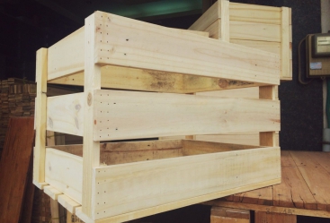 LÀM CÁCH NÀO ĐỂ NHẬN BIẾT MỘT HỘP GỖ THÔNG?